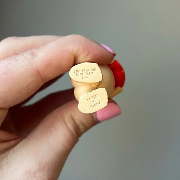 SONNY ANGEL Strawberry Love Series - Strawberry Figurine - Picture 4 of 6